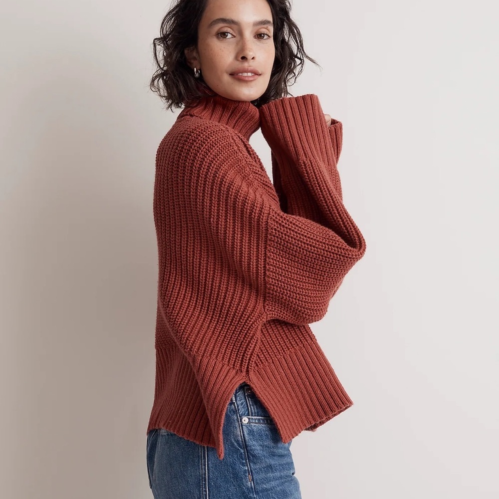 Wide Rib Turtleneck Sweater - Picture 6 of 7